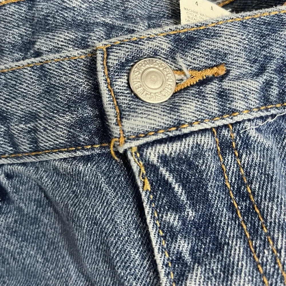 Vintage Levis 550‎ Jeans Mens 36X31 Blue Relaxed Tapered Medium Denim *Hemmed*